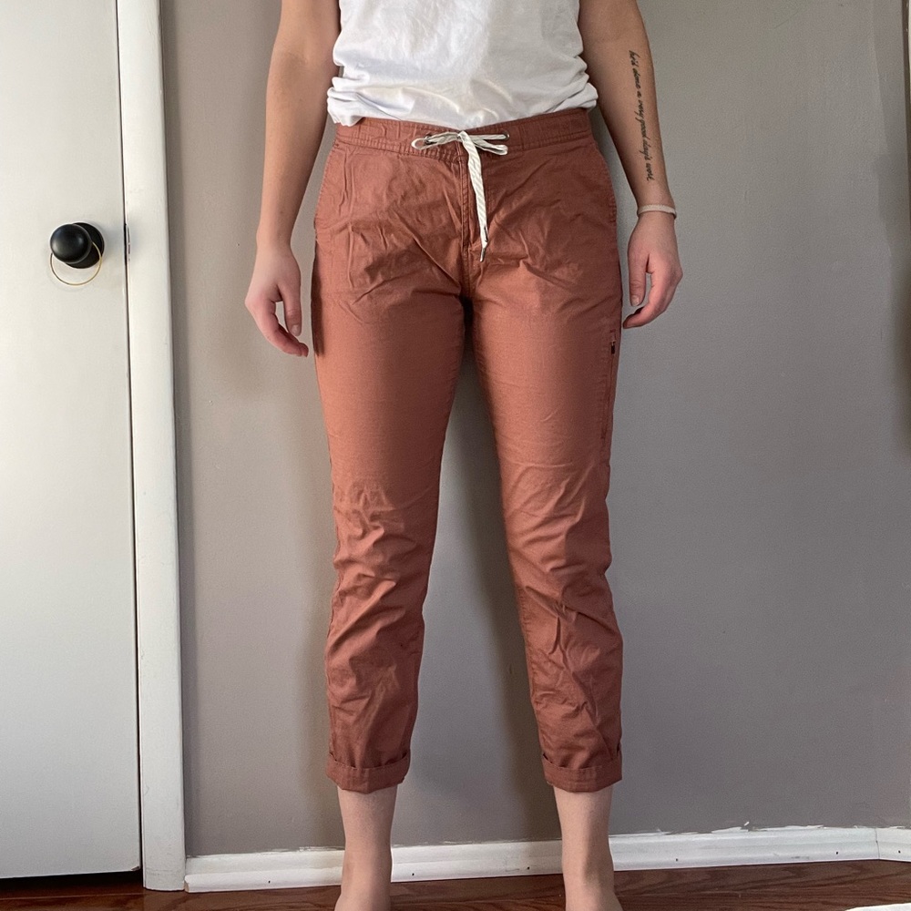 Vuori Womens Ripstop Cropped Pant